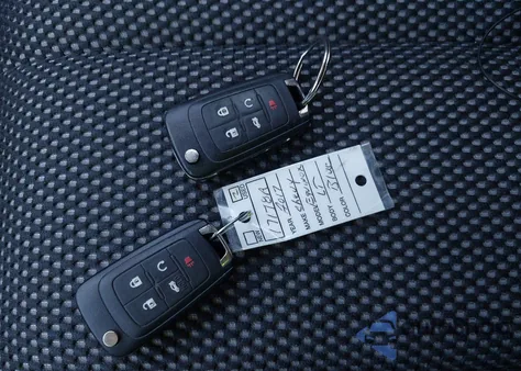 2017 Chevrolet Equinox Lt из США, поврежденный, VIN 2GNFLFE39H6111258